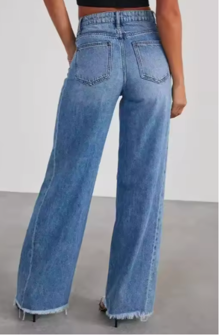 Elara Jeans